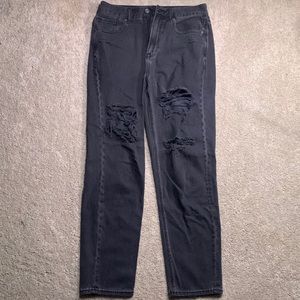 American Eagle ripped mom jeans